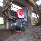 バケットクラッシャーGB70H-14051701