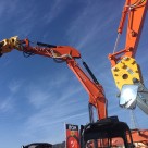 日立建機日本（株）茨城支店日立営業所にて開催された「ZAXIS-5Bシリーズ発表試乗会」にツカミーノシリーズ＆ガラバスタシリーズ他出典いたしました。