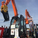日立建機日本（株）茨城支店日立営業所にて開催された「ZAXIS-5Bシリーズ発表試乗会」にツカミーノシリーズ＆ガラバスタシリーズ他出典いたしました。
