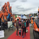 日立建機日本（株）茨城支店日立営業所にて開催された「ZAXIS-5Bシリーズ発表試乗会」にツカミーノシリーズ＆ガラバスタシリーズ他出典いたしました。